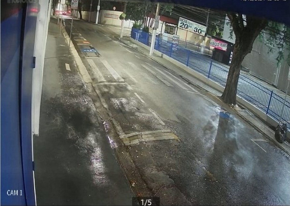 Imagem da Câmera MT-2002CN 4X1 Color Night