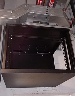 Rack de CFTV IP instalado